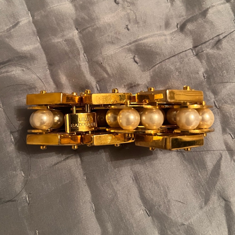 Lele Sadoughi Pearl and Gold Bracelet